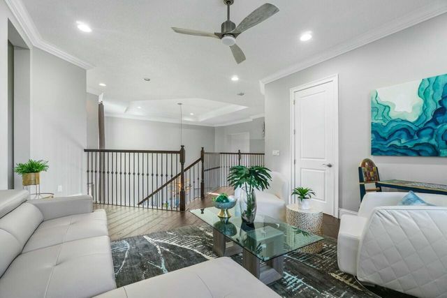 130 Gardenia Isles Drive, Palm Beach Gardens, FL 33418