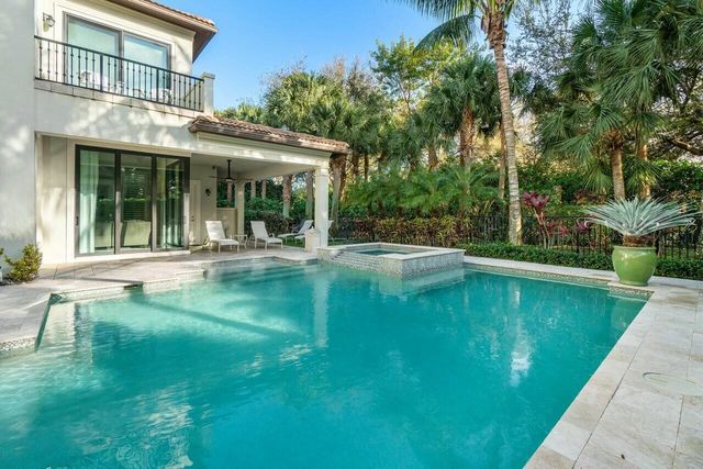 130 Gardenia Isles Drive, Palm Beach Gardens, FL 33418