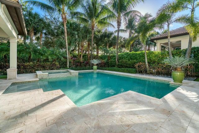 130 Gardenia Isles Drive, Palm Beach Gardens, FL 33418