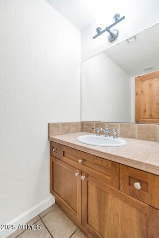 229 W Portland Street, Phoenix, AZ 85003