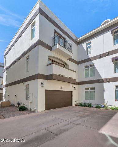 229 W Portland Street, Phoenix, AZ 85003