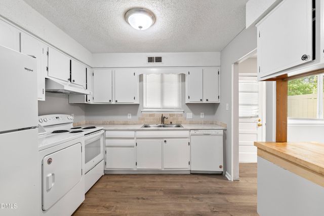 2387 Champion Court, Raleigh, NC 27606