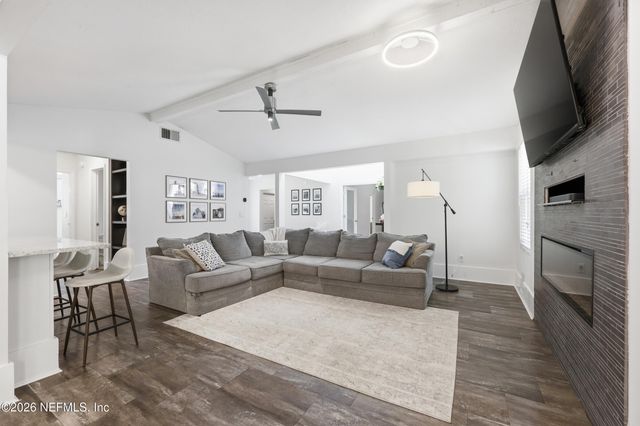12660 GATHERING OAKS Drive, Jacksonville, FL 32258