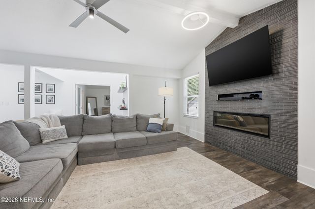 12660 GATHERING OAKS Drive, Jacksonville, FL 32258