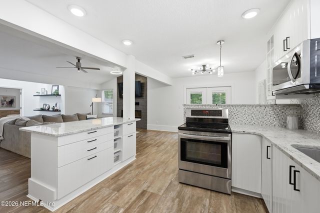 12660 GATHERING OAKS Drive, Jacksonville, FL 32258