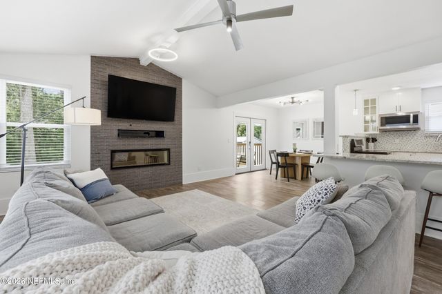 12660 GATHERING OAKS Drive, Jacksonville, FL 32258