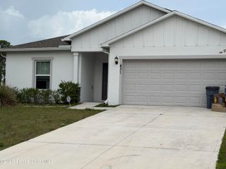 431 Brantley Street SE, Palm Bay, FL 32909