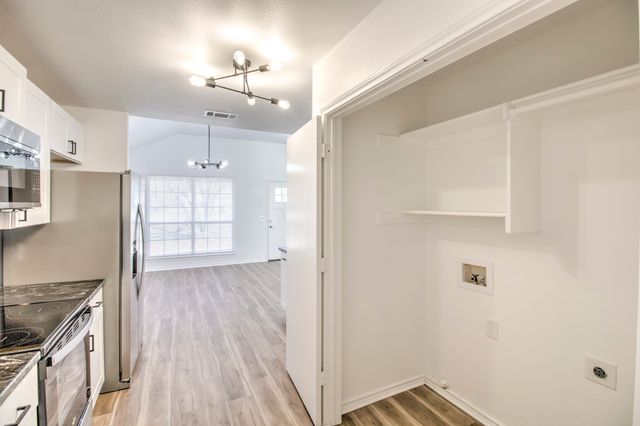 651 Lakeshore Boulevard, Oak Point, TX 75068