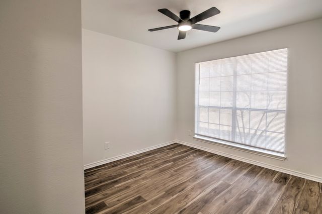 651 Lakeshore Boulevard, Oak Point, TX 75068