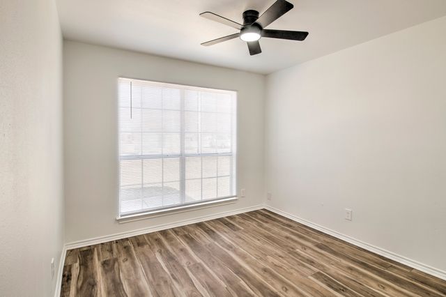 651 Lakeshore Boulevard, Oak Point, TX 75068