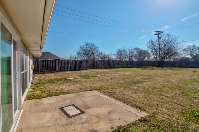 651 Lakeshore Boulevard, Oak Point, TX 75068