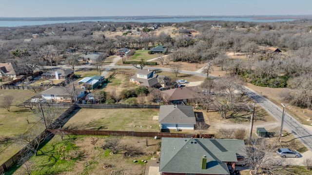 651 Lakeshore Boulevard, Oak Point, TX 75068