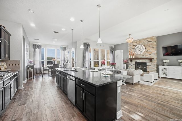 25737 Comanche, San Antonio, TX 78261