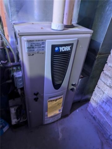 3354 Midway Street, Eau Claire, WI 54703