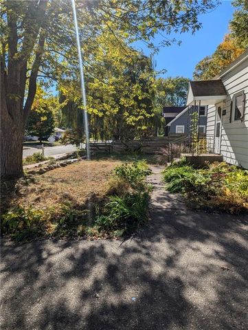 3354 Midway Street, Eau Claire, WI 54703