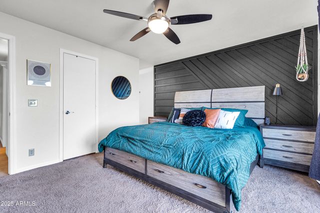 320 W LAGUNA Drive, Tempe, AZ 85282