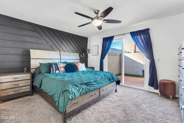 320 W LAGUNA Drive, Tempe, AZ 85282