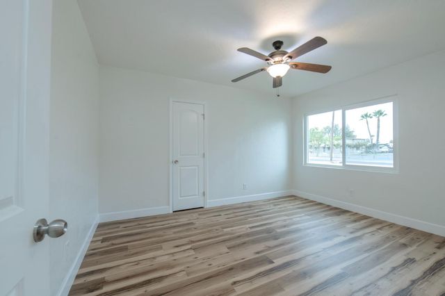 295 N Valentine Avenue, Fresno, CA 93706