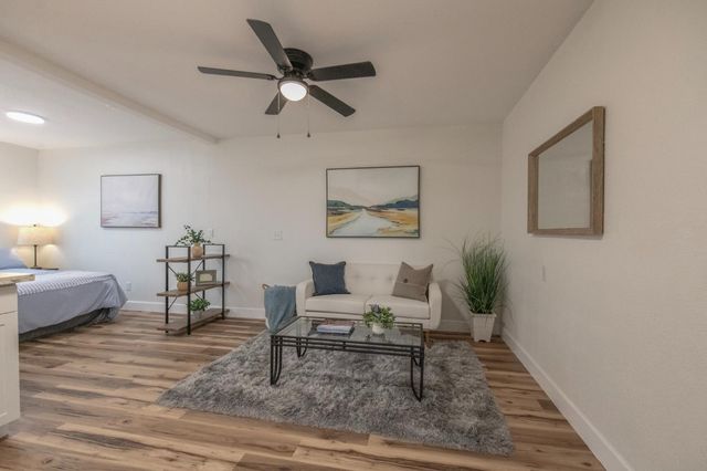 295 N Valentine Avenue, Fresno, CA 93706