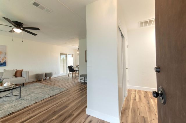 295 N Valentine Avenue, Fresno, CA 93706
