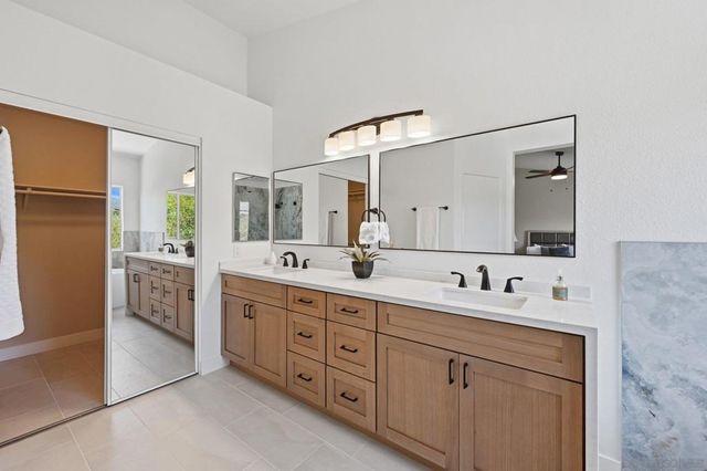 2214 Brookhaven, Vista, CA 92081