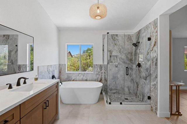 2214 Brookhaven, Vista, CA 92081