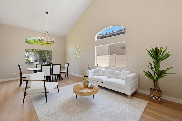2214 Brookhaven, Vista, CA 92081