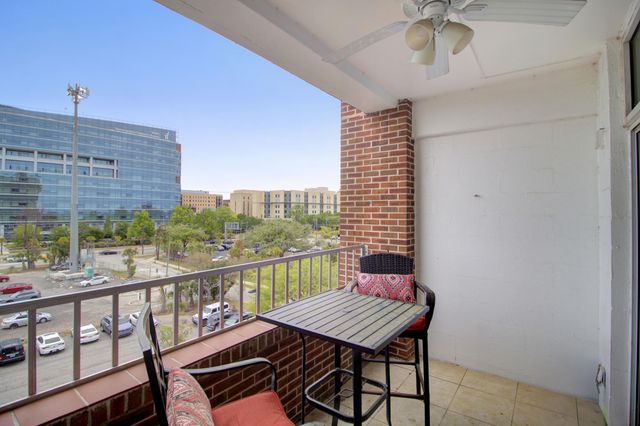 14 Lockwood Drive Apt 3h, Charleston, SC 29401