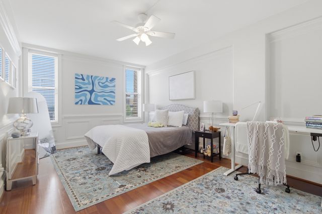 14 Lockwood Drive Apt 3h, Charleston, SC 29401