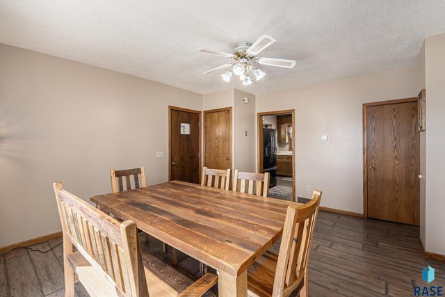 24681 457th Ave, Colton, SD 57018