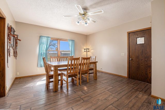 24681 457th Ave, Colton, SD 57018