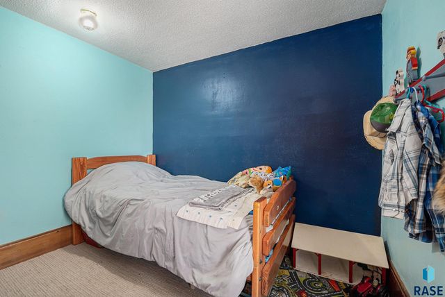 24681 457th Ave, Colton, SD 57018