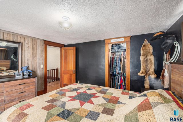24681 457th Ave, Colton, SD 57018