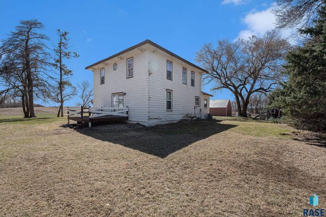 24681 457th Ave, Colton, SD 57018
