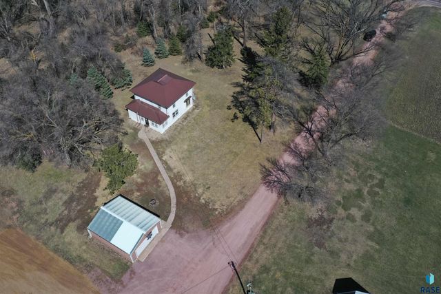 24681 457th Ave, Colton, SD 57018
