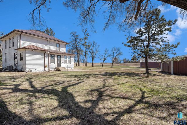 24681 457th Ave, Colton, SD 57018