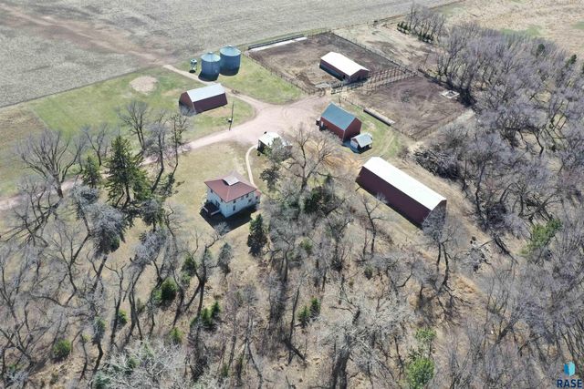 24681 457th Ave, Colton, SD 57018
