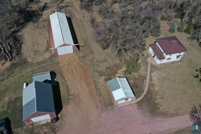 24681 457th Ave, Colton, SD 57018
