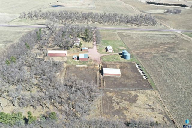 24681 457th Ave, Colton, SD 57018