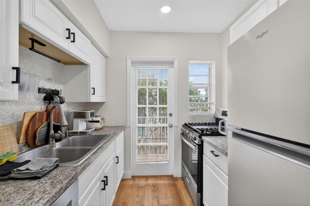 911 Meridian Ave 106, Miami Beach, FL 33139