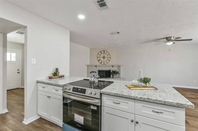 4842 Porter Ridge Drive, Houston, TX 77053