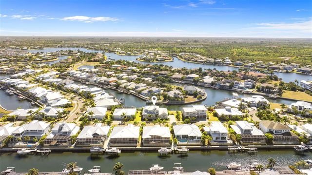 708 PINCKNEY DRIVE, Apollo Beach, FL 33572