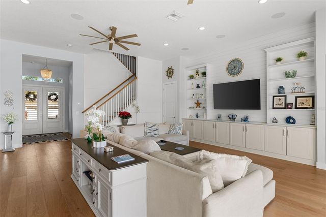 708 PINCKNEY DRIVE, Apollo Beach, FL 33572