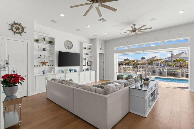 708 PINCKNEY DRIVE, Apollo Beach, FL 33572