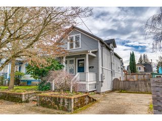 1552 N PRESCOTT St A, Portland, OR 97217