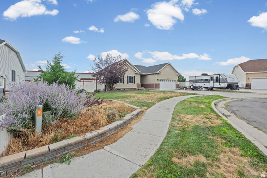13379 S ALBERT CT, Herriman, UT 84096 — photo 4