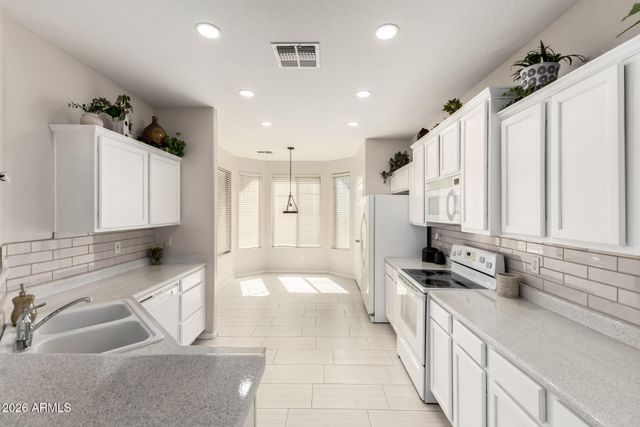 16202 W Winchcomb Lane, Surprise, AZ 85379