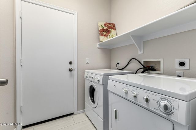 16202 W Winchcomb Lane, Surprise, AZ 85379