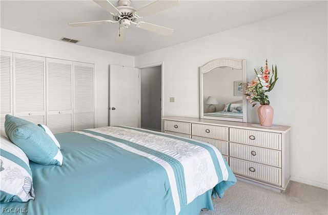 9777 Oakcrest CT, Lehigh Acres, FL 33936