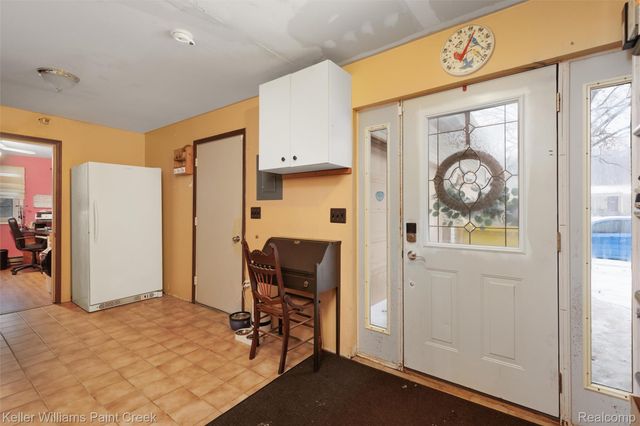 3780 Bass Lake Road, Commerce Charter Township, MI 48382